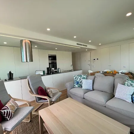 Design 2 By Homing Apartament