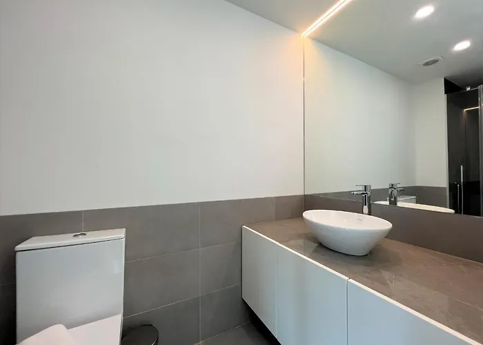 Design 2 By Homing Φάρο